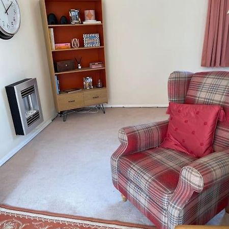 Centre Of Town House 3 Bedrooms Sleeps 5 And Infant Free Onsite Parking 2 Cars King's Lynn Ngoại thất bức ảnh